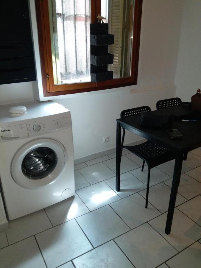 Soappartement La Seyne-sur-Mer Extérieur photo